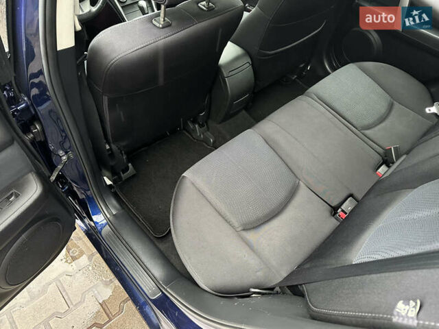 Синій Мазда 6, об'ємом двигуна 2 л та пробігом 197 тис. км за 8199 $, фото 41 на Automoto.ua
