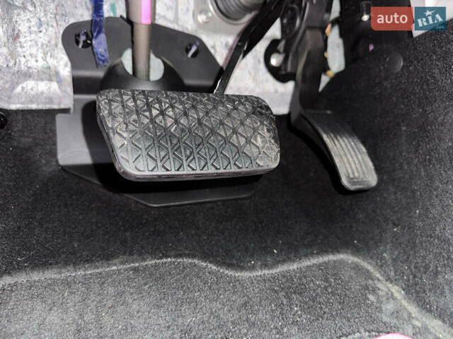 Синій Мазда 6, об'ємом двигуна 2 л та пробігом 197 тис. км за 8199 $, фото 37 на Automoto.ua