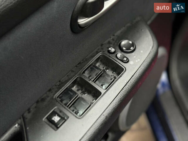 Синій Мазда 6, об'ємом двигуна 2 л та пробігом 197 тис. км за 8199 $, фото 28 на Automoto.ua