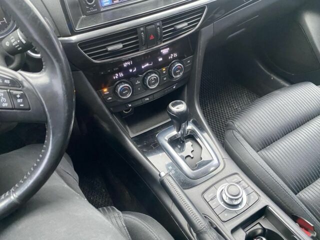 Синій Мазда 6, об'ємом двигуна 2.2 л та пробігом 306 тис. км за 10300 $, фото 5 на Automoto.ua