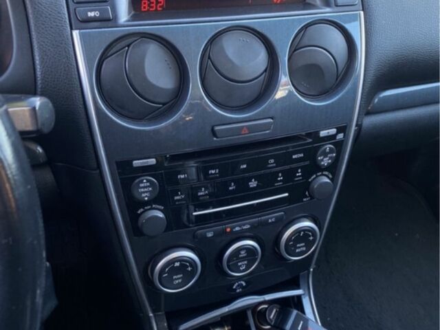 Зелений Мазда 6, об'ємом двигуна 2 л та пробігом 230 тис. км за 3700 $, фото 2 на Automoto.ua