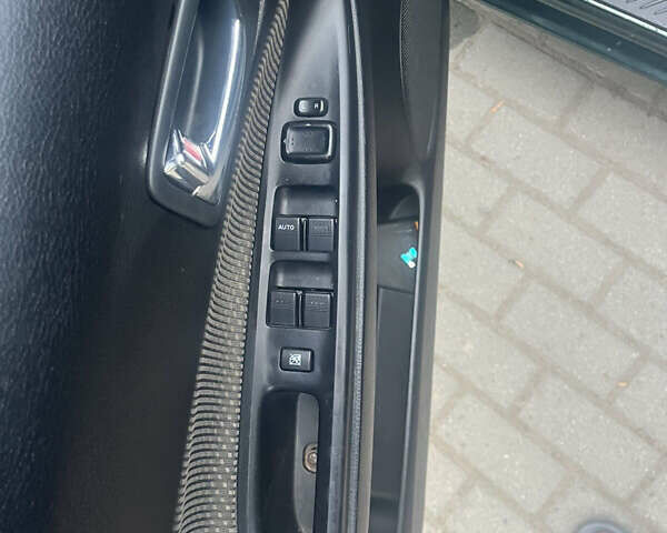 Зеленый Мазда 6, объемом двигателя 2 л и пробегом 385 тыс. км за 2750 $, фото 7 на Automoto.ua