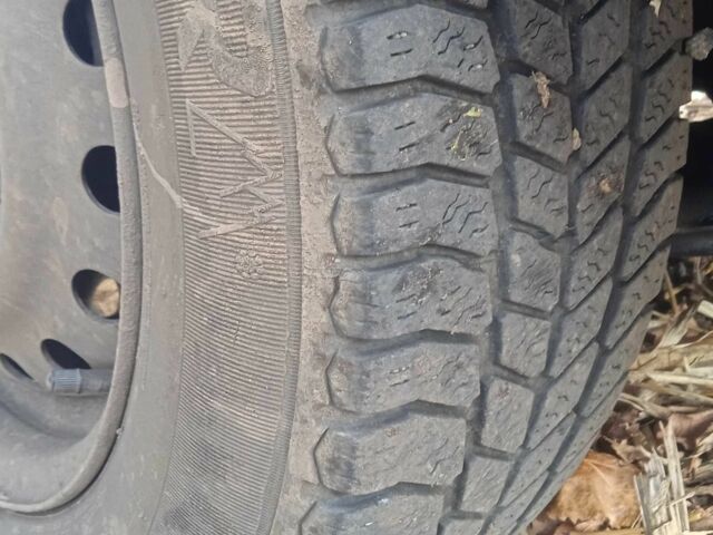 Білий Мазда 616, об'ємом двигуна 0 л та пробігом 3 тис. км за 675 $, фото 2 на Automoto.ua