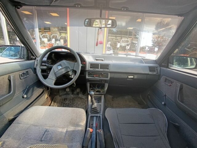 Белый Мазда 626, объемом двигателя 0 л и пробегом 400 тыс. км за 309 $, фото 7 на Automoto.ua