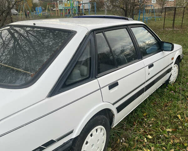 Білий Мазда 626, об'ємом двигуна 0 л та пробігом 240 тис. км за 1300 $, фото 4 на Automoto.ua