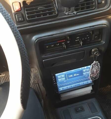 Белый Мазда 626, объемом двигателя 2 л и пробегом 330 тыс. км за 1300 $, фото 8 на Automoto.ua