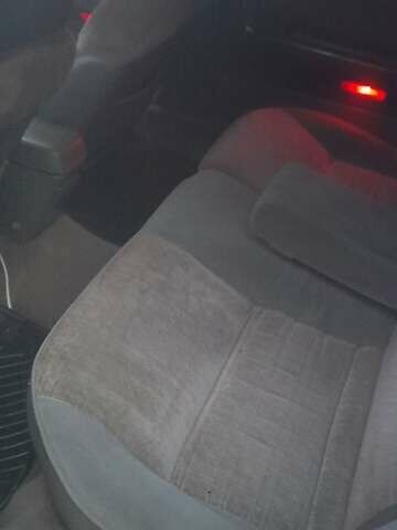 Белый Мазда 626, объемом двигателя 2 л и пробегом 323 тыс. км за 900 $, фото 7 на Automoto.ua