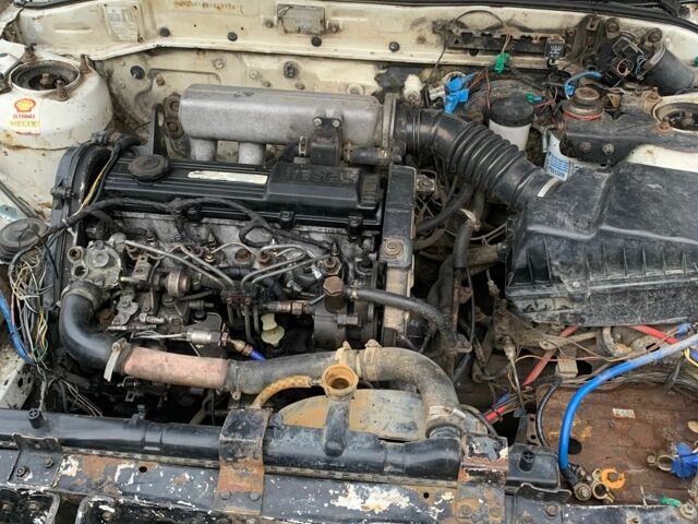 Мазда 626 1990 у Фастове на Automoto.ua Білий Мазда 626, об'ємом двигуна 2 л та пробігом 300 тис. км за 440 $, фото 3 на Automoto.ua