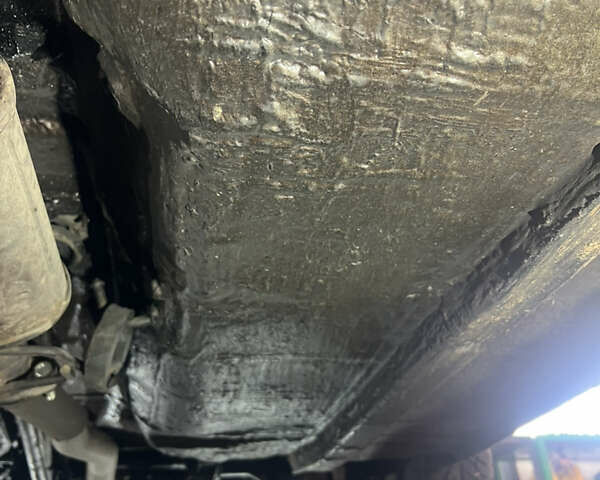 Белый Мазда 626, объемом двигателя 2 л и пробегом 330 тыс. км за 1500 $, фото 14 на Automoto.ua