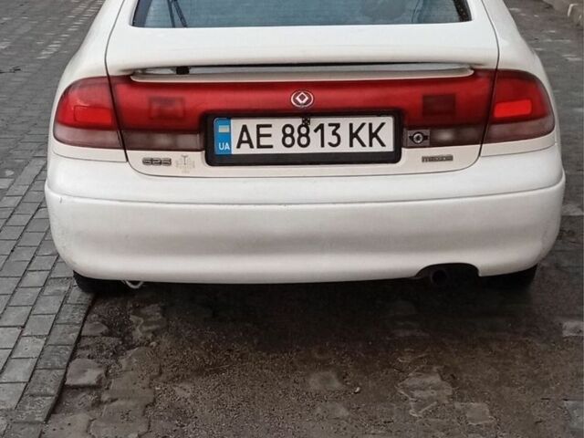 Білий Мазда 626, об'ємом двигуна 1.8 л та пробігом 350 тис. км за 1800 $, фото 1 на Automoto.ua