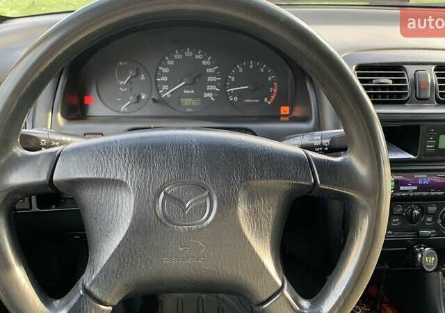 Білий Мазда 626, об'ємом двигуна 1.8 л та пробігом 321 тис. км за 3500 $, фото 1 на Automoto.ua
