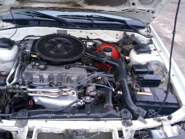 Белый Мазда 626, объемом двигателя 2 л и пробегом 360 тыс. км за 1800 $, фото 8 на Automoto.ua