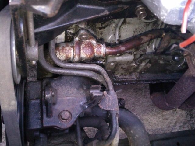 Белый Мазда 626, объемом двигателя 2 л и пробегом 360 тыс. км за 1800 $, фото 10 на Automoto.ua