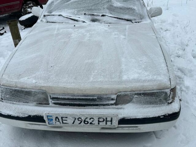 Белый Мазда 626, объемом двигателя 2 л и пробегом 1000 тыс. км за 520 $, фото 1 на Automoto.ua