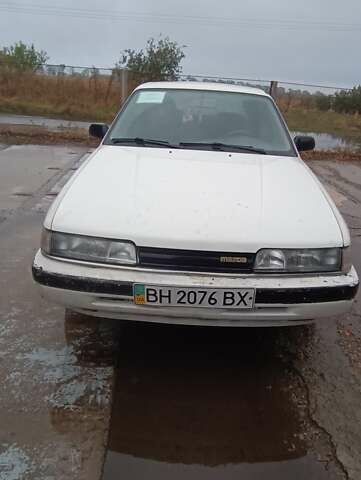 Білий Мазда 626, об'ємом двигуна 2.18 л та пробігом 300 тис. км за 1100 $, фото 1 на Automoto.ua