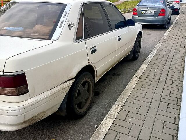 Белый Мазда 626, объемом двигателя 1.8 л и пробегом 0 тыс. км за 1250 $, фото 3 на Automoto.ua