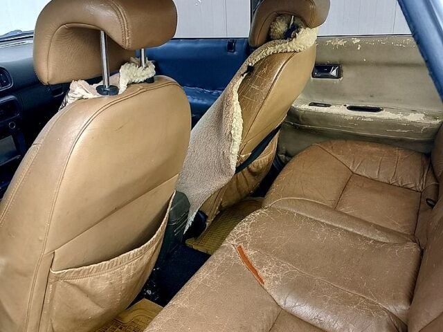 Белый Мазда 626, объемом двигателя 1.8 л и пробегом 0 тыс. км за 1250 $, фото 6 на Automoto.ua