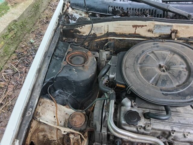 Белый Мазда 626, объемом двигателя 2 л и пробегом 1 тыс. км за 831 $, фото 7 на Automoto.ua