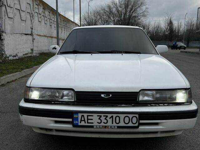 Белый Мазда 626, объемом двигателя 2 л и пробегом 412 тыс. км за 2500 $, фото 9 на Automoto.ua