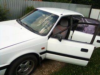 Білий Мазда 626, об'ємом двигуна 2 л та пробігом 270 тис. км за 1510 $, фото 5 на Automoto.ua