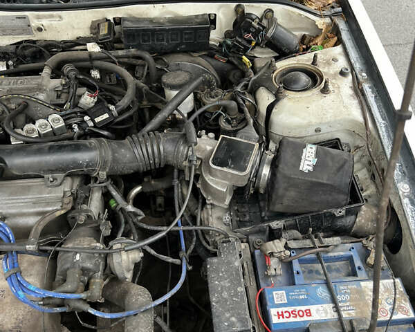 Білий Мазда 626, об'ємом двигуна 2 л та пробігом 412 тис. км за 2500 $, фото 3 на Automoto.ua