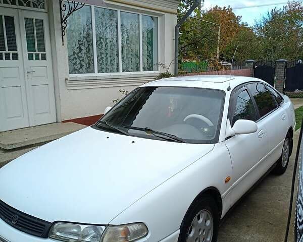 Белый Мазда 626, объемом двигателя 2.5 л и пробегом 330 тыс. км за 2300 $, фото 5 на Automoto.ua