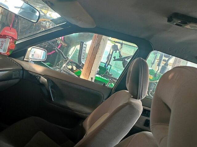 Белый Мазда 626, объемом двигателя 2 л и пробегом 0 тыс. км за 2000 $, фото 2 на Automoto.ua