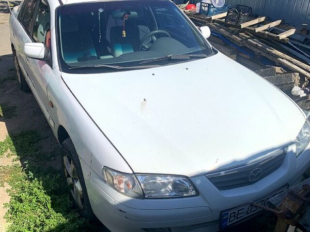 Белый Мазда 626, объемом двигателя 1.8 л и пробегом 292 тыс. км за 3200 $, фото 2 на Automoto.ua