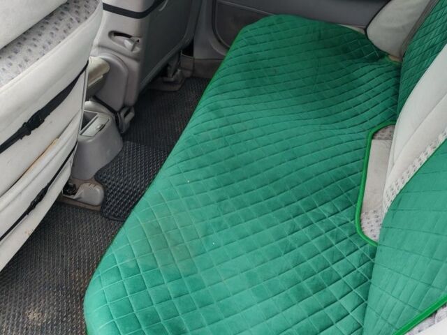 Белый Мазда 626, объемом двигателя 2 л и пробегом 300 тыс. км за 1800 $, фото 7 на Automoto.ua