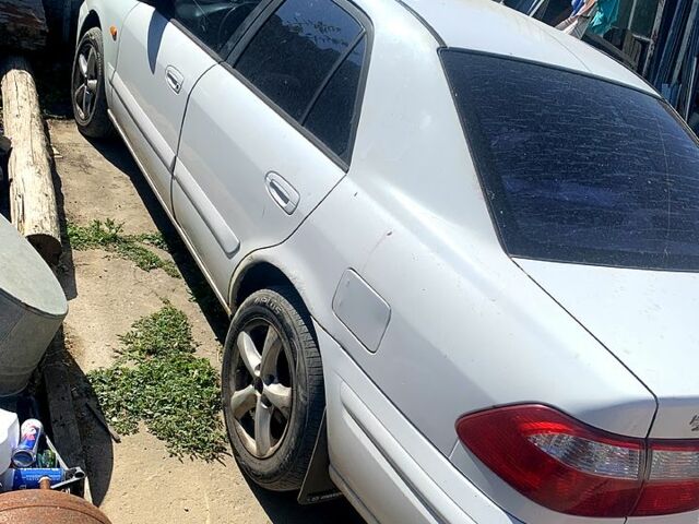 Белый Мазда 626, объемом двигателя 1.8 л и пробегом 292 тыс. км за 3200 $, фото 4 на Automoto.ua