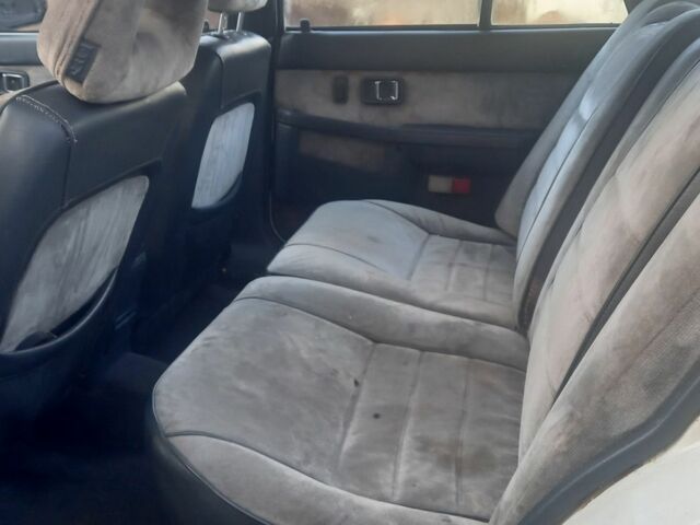 Белый Мазда 626, объемом двигателя 2 л и пробегом 3 тыс. км за 1063 $, фото 3 на Automoto.ua