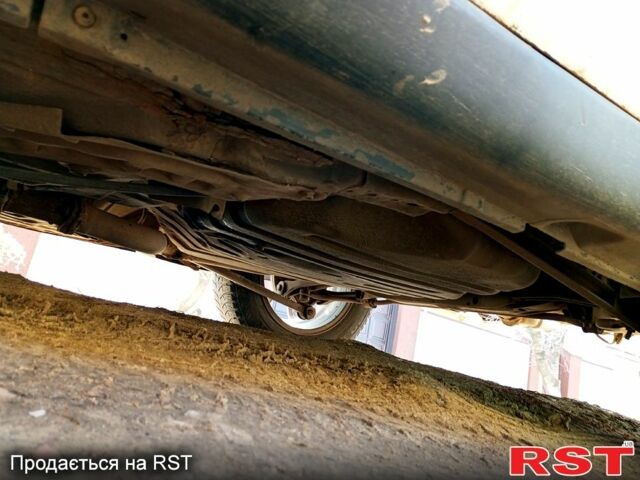 Білий Мазда 626, об'ємом двигуна 20 л та пробігом 407 тис. км за 1450 $, фото 11 на Automoto.ua