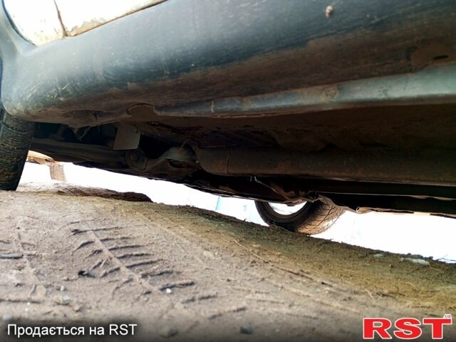 Білий Мазда 626, об'ємом двигуна 20 л та пробігом 407 тис. км за 1450 $, фото 12 на Automoto.ua