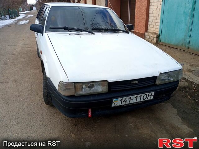 Білий Мазда 626, об'ємом двигуна 20 л та пробігом 407 тис. км за 1450 $, фото 1 на Automoto.ua