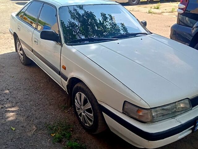 Білий Мазда 626, об'ємом двигуна 2 л та пробігом 111 тис. км за 1350 $, фото 2 на Automoto.ua