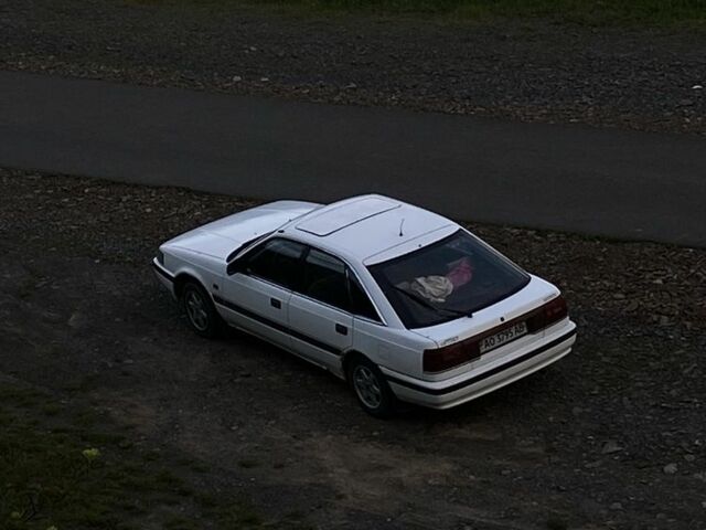 Белый Мазда 626, объемом двигателя 2 л и пробегом 255 тыс. км за 1100 $, фото 5 на Automoto.ua