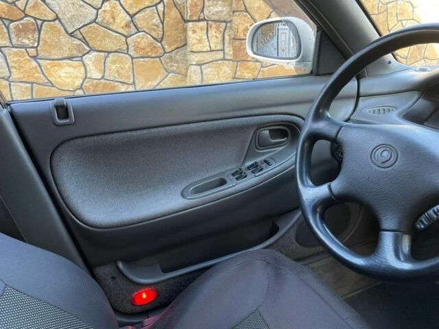 Белый Мазда 626, объемом двигателя 2 л и пробегом 146 тыс. км за 2250 $, фото 7 на Automoto.ua