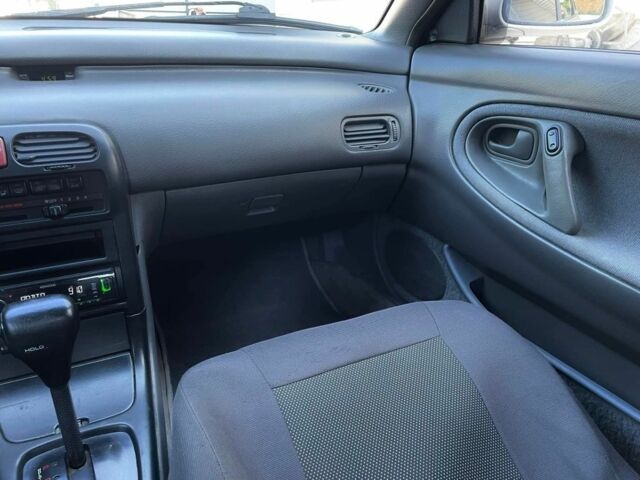 Белый Мазда 626, объемом двигателя 2 л и пробегом 146 тыс. км за 2250 $, фото 15 на Automoto.ua