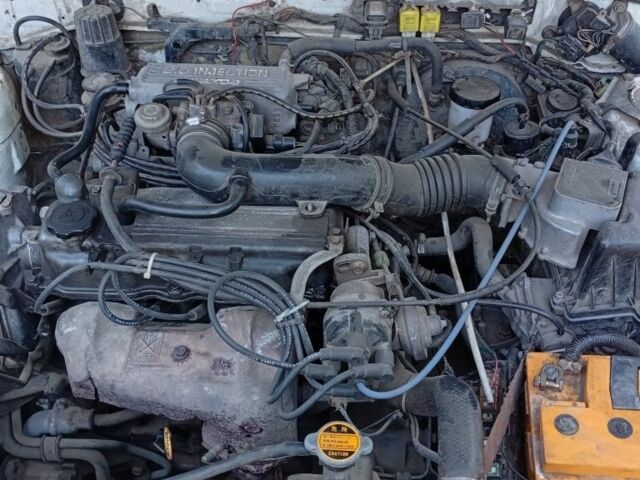 Бежевый Мазда 626, объемом двигателя 2 л и пробегом 200 тыс. км за 850 $, фото 7 на Automoto.ua