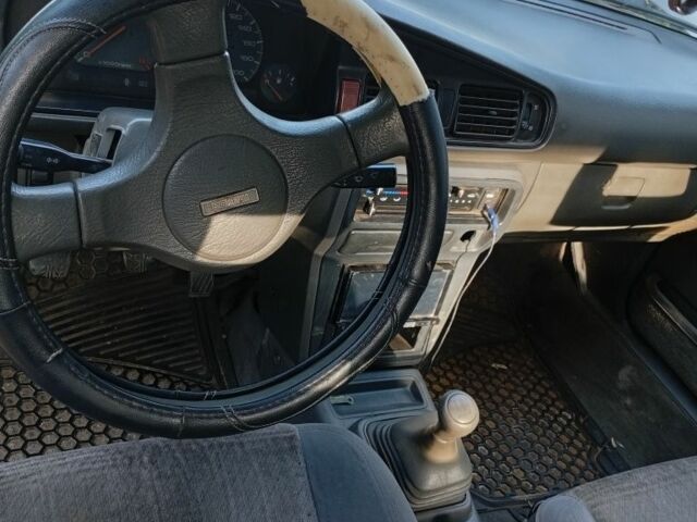 Бежевый Мазда 626, объемом двигателя 2 л и пробегом 200 тыс. км за 850 $, фото 5 на Automoto.ua