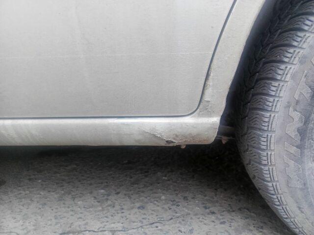 Бежевый Мазда 626, объемом двигателя 2 л и пробегом 300 тыс. км за 2800 $, фото 3 на Automoto.ua