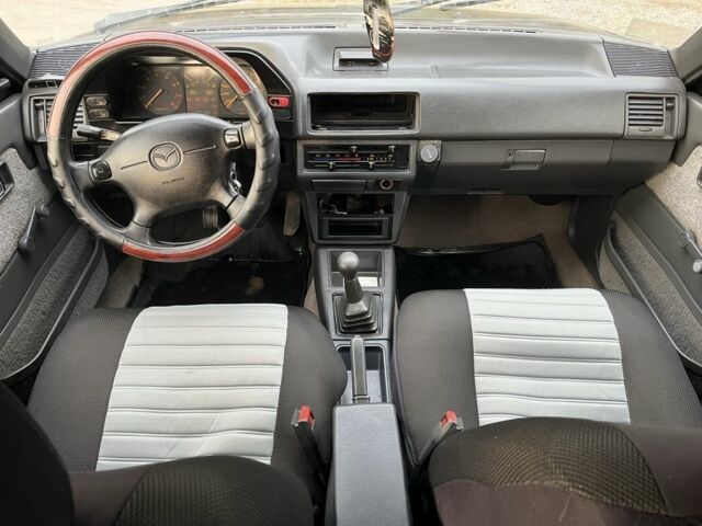 Чорний Мазда 626, об'ємом двигуна 2 л та пробігом 380 тис. км за 550 $, фото 5 на Automoto.ua