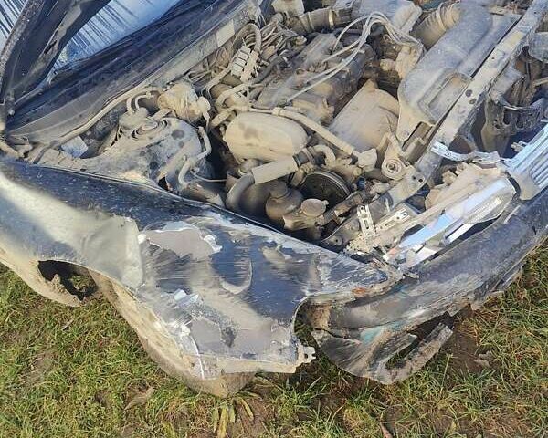 Черный Мазда 626, объемом двигателя 2 л и пробегом 111 тыс. км за 750 $, фото 1 на Automoto.ua