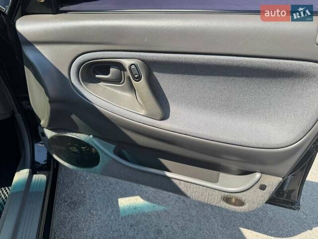 Чорний Мазда 626, об'ємом двигуна 1.8 л та пробігом 310 тис. км за 3300 $, фото 3 на Automoto.ua