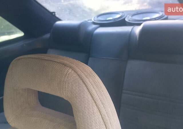 Черный Мазда 626, объемом двигателя 2.2 л и пробегом 400 тыс. км за 1200 $, фото 6 на Automoto.ua