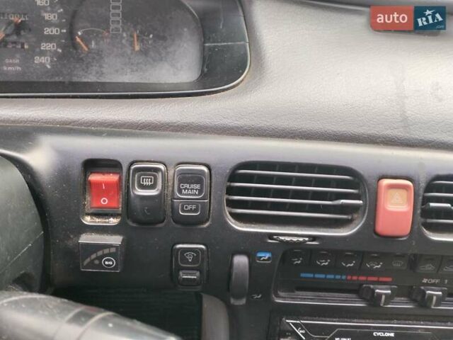 Черный Мазда 626, объемом двигателя 2 л и пробегом 410 тыс. км за 1650 $, фото 14 на Automoto.ua