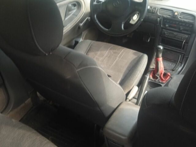 Черный Мазда 626, объемом двигателя 0 л и пробегом 300 тыс. км за 1069 $, фото 3 на Automoto.ua