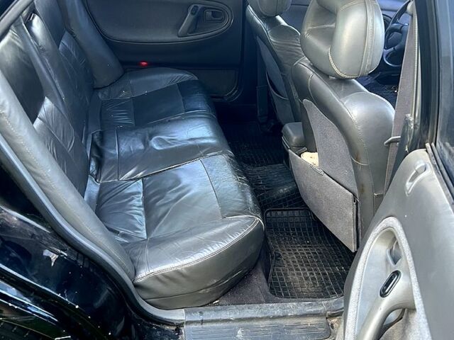 Чорний Мазда 626, об'ємом двигуна 2 л та пробігом 0 тис. км за 1400 $, фото 6 на Automoto.ua