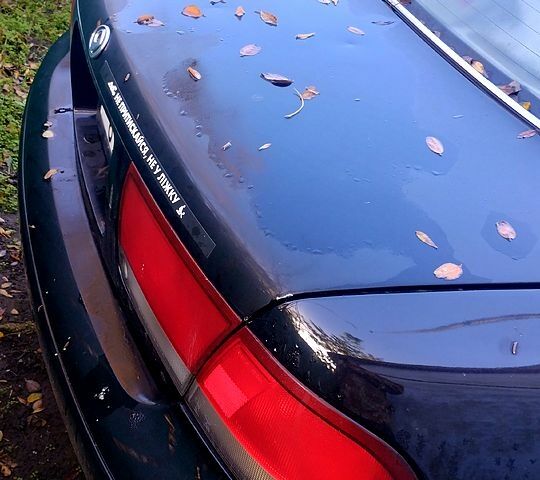 Чорний Мазда 626, об'ємом двигуна 2 л та пробігом 200 тис. км за 2000 $, фото 2 на Automoto.ua