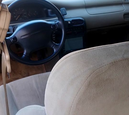 Чорний Мазда 626, об'ємом двигуна 2 л та пробігом 200 тис. км за 2000 $, фото 7 на Automoto.ua